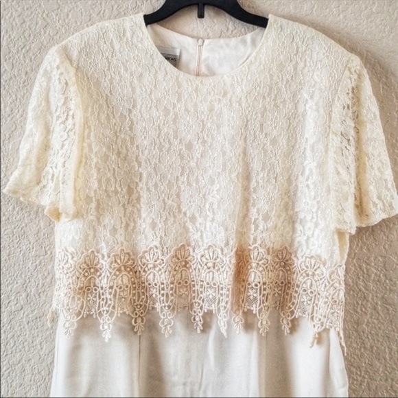 Vintage Lace Wedding or Evening Dress 14 - Picture 2 of 5